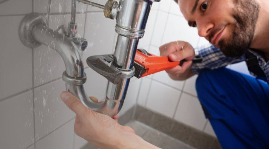 Expert burst pipe repair services in Mount Berry, GA
